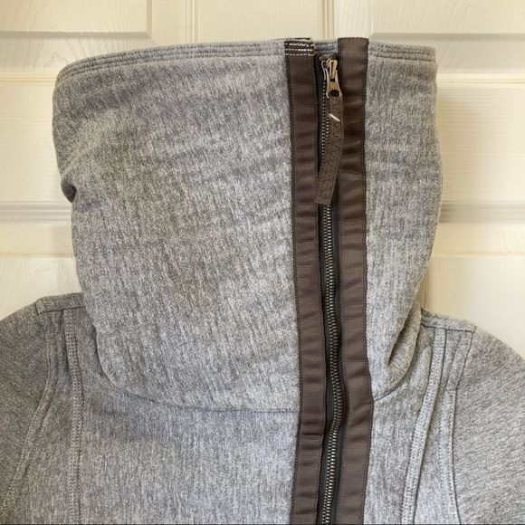 LULULEMON Virasana Blanket Wrap Jacket Coat Size 2 - Picture 6 of 10